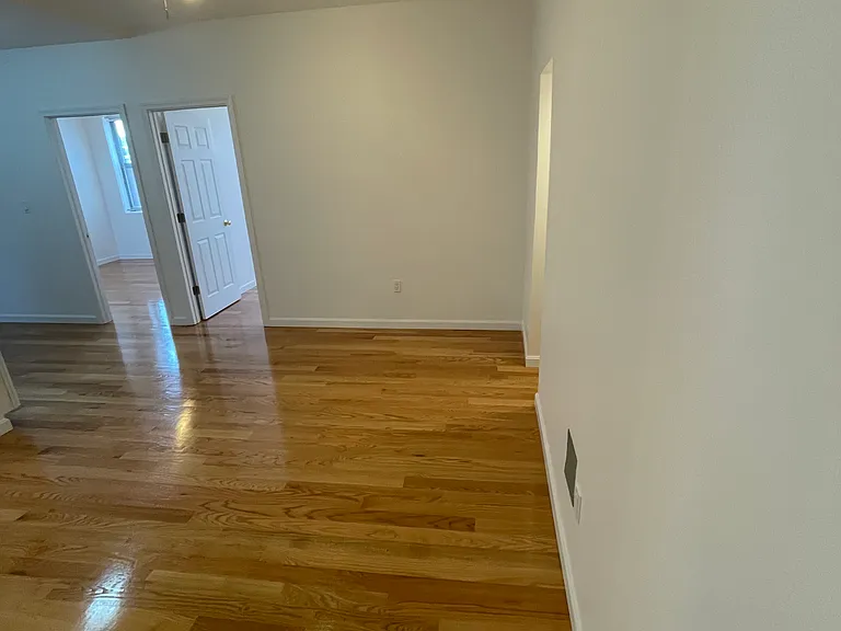 79 Westland Ave #12 — Photo 1