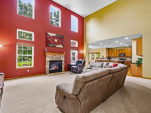 5th image of 2247 Willow Pond WAY