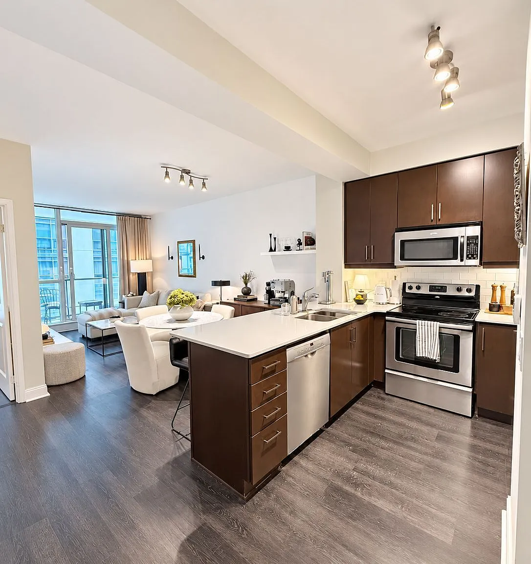 2 bed, $2,900 — Photo 4