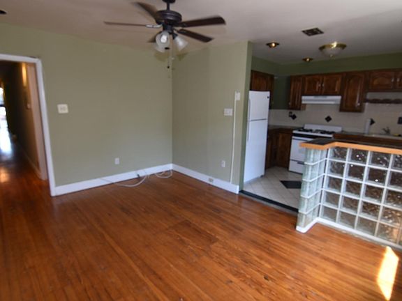5th image of 4640 Sansom St #3rjnyfxkv