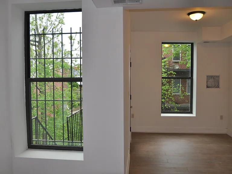 1334 Harvard St NW #2 — Photo 14