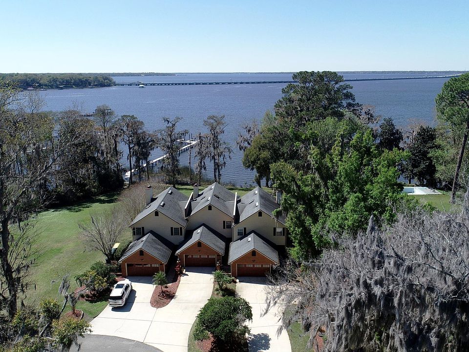 1st image of 2668 Cove View Dr N #103