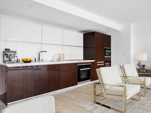 135 West 52nd Street image 3 of 8