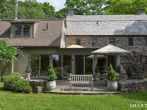 5th image of 15 Stone House Road