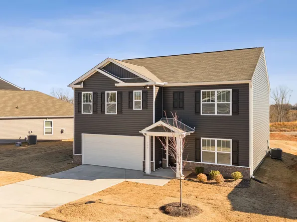 756 Wolverine Ln, Woodruff, SC 29388