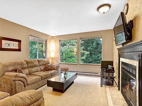5th image of 14367 30th Ave NE #10