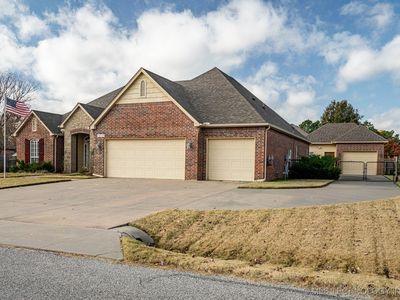10548 S 214 East Ave, Broken Arrow, OK, 74014