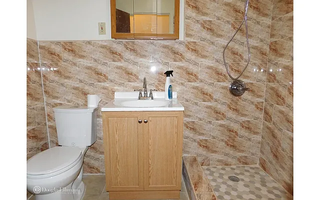 Rented by Douglas Elliman | media 21