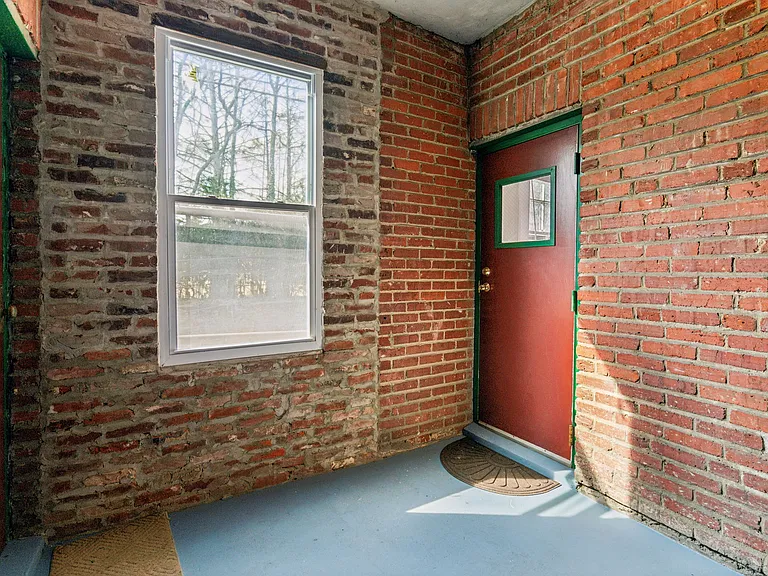 2254 Bryn Mawr Ave #1C — Photo 9