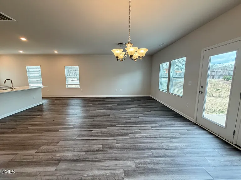 932 Clearhaven Ln — Photo 8