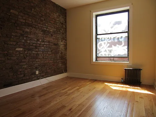Rented by Blue Egg Realty Corp | media 15