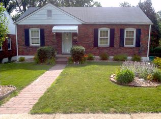 7224 Mackenzie Rd, Affton, MO 63123