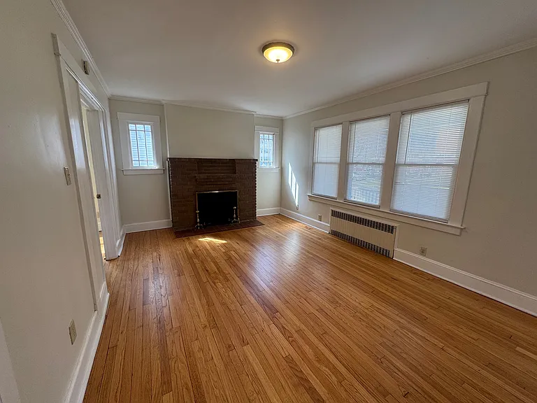 89 Chapel St #1 — Photo 4