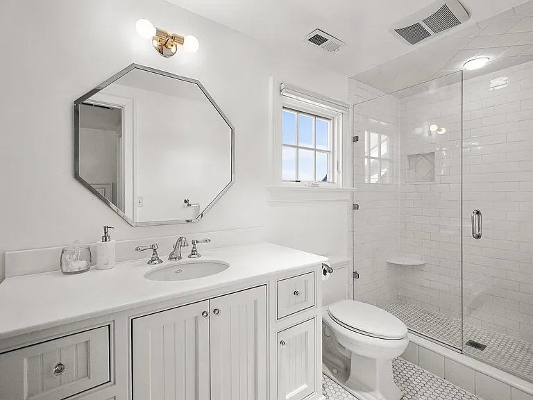 275 Lalley Blvd — Photo 20
