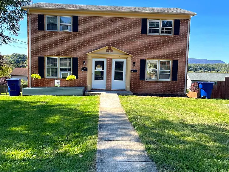 209 S Shenandoah Ave #A — Photo 1