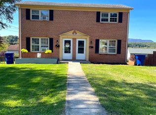 209 S Shenandoah Ave #A, Front Royal, VA 22630