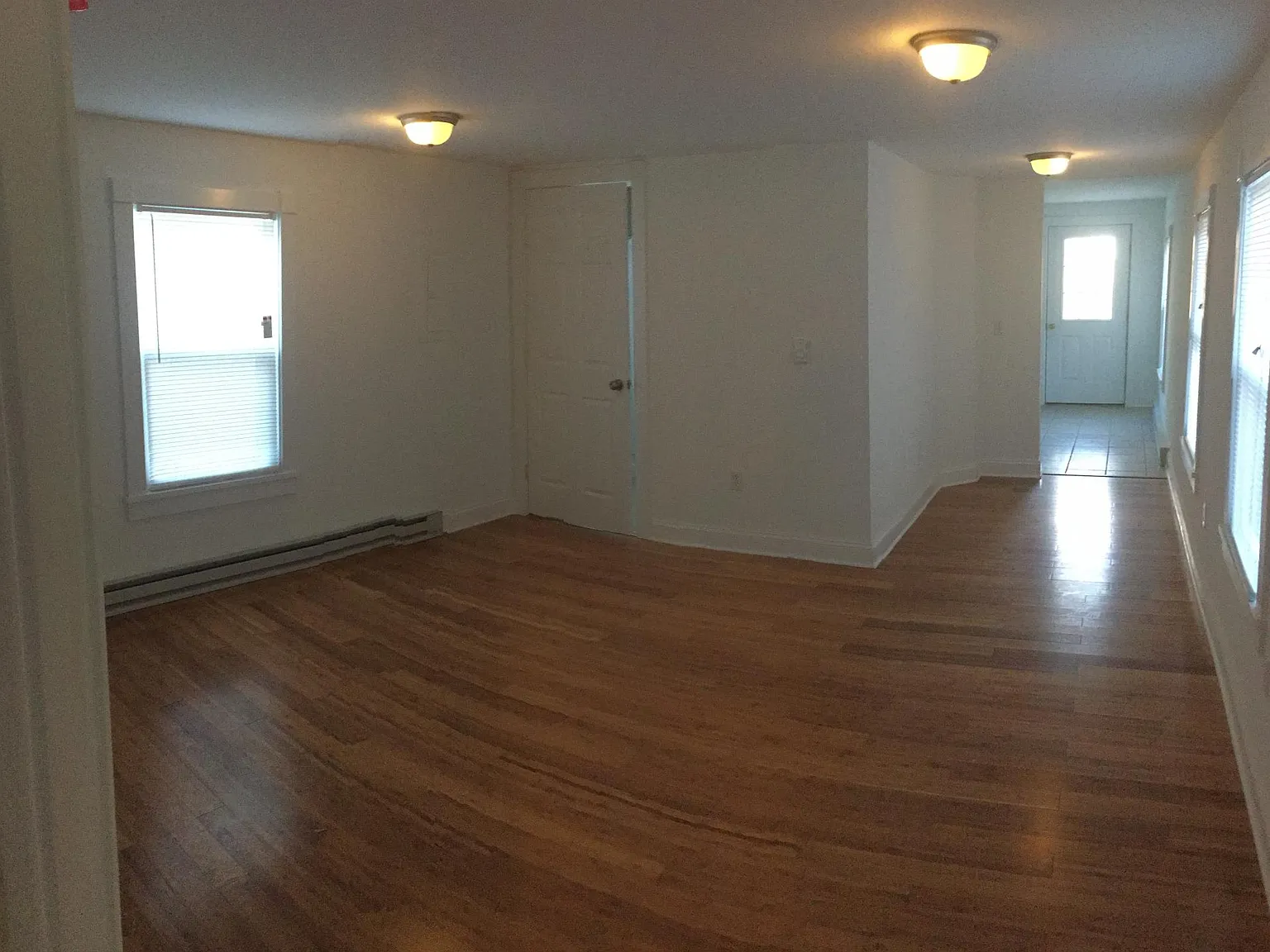 1 bed, 1000 sqft, $1,100 — Photo 4