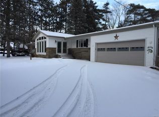 11 Compton Rd, New Hartford, NY 13413