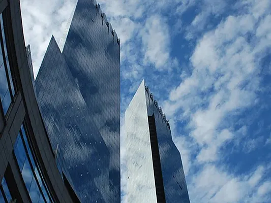 Sold by Sotheby's International Realty | media 9