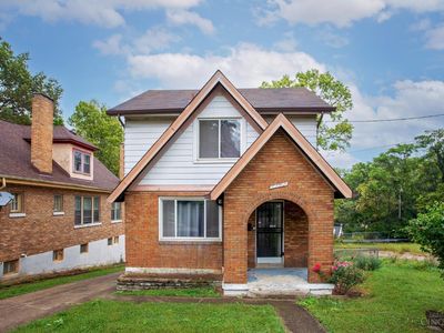 1702 Wyoming Ave, Cincinnati, OH, 45205