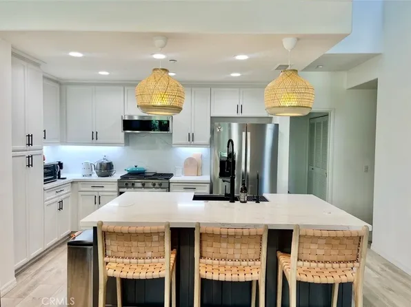 2829 W Edinger Ave, Santa Ana, CA 92704