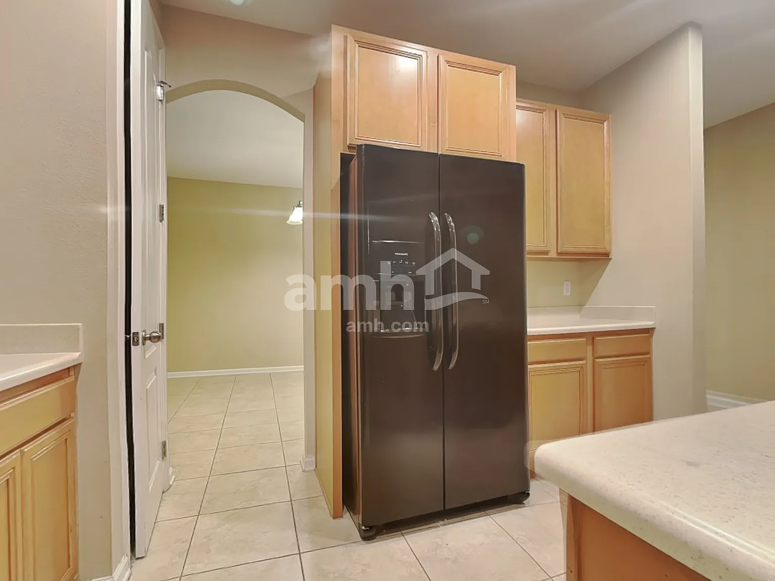 3 bed, 2.0 bath, 1876 sqft, $1,990 — Photo 4