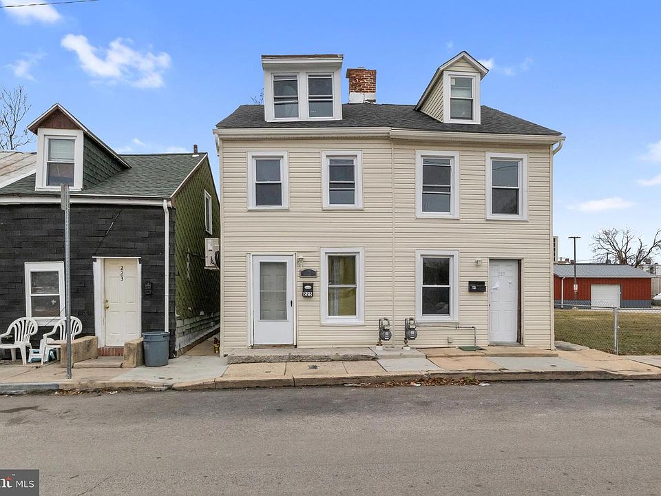 1st image of 225 E South St