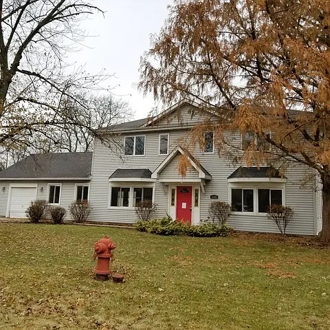 1102 W 55th Pl photo 1