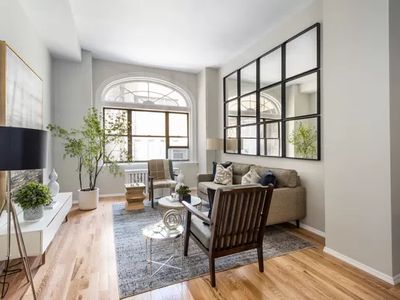 61 E 77th St APT 8D, New York, NY, 10075