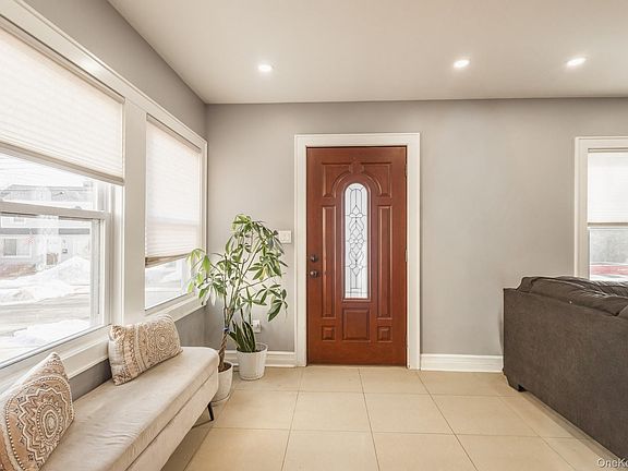 4th image of 50 Acorn Terrace