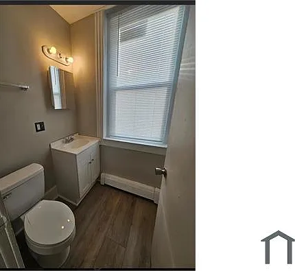 4 bed, 1200 sqft, $2,500 — Photo 2