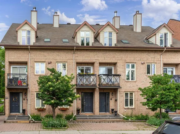 255 Cathcart St #5, Ottawa, ON K1N 5C2