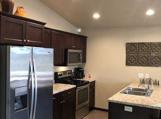 4102A Normandy St, Bismarck, ND 58503