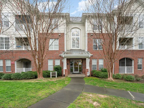 314 Providence Glen Dr, Chapel Hill, NC 27514