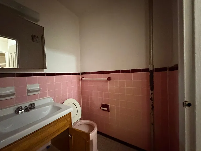 2170 University Ave #7B — Photo 8
