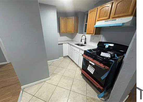 320 S Orange Ave #4W — Photo 1