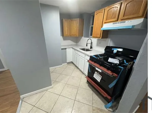 320 S Orange Ave APT 4W, Newark, NJ 07103