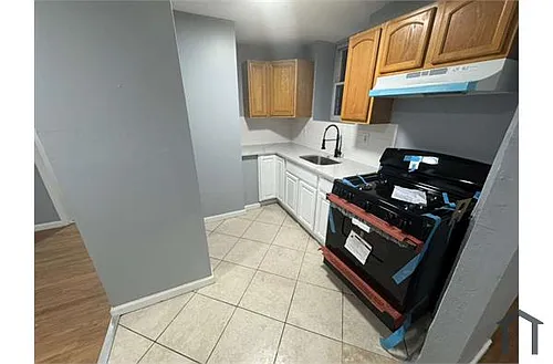 320 S Orange Ave Photo 1