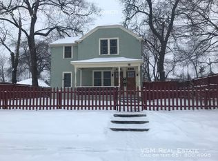 2210 17th Ave S, Minneapolis, MN 55404