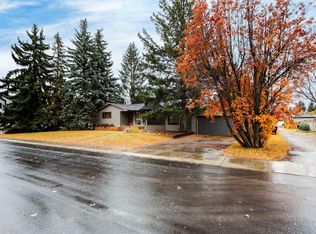 14403 83rd Ave NW, Edmonton, AB T5R3T1