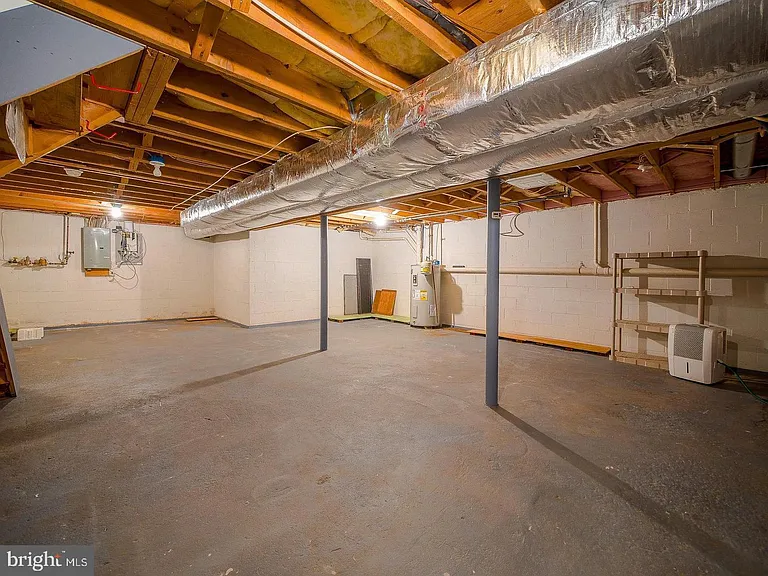 1001 Winfield Ct — Photo 39