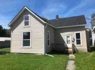 1329 S Harrison St, Shelbyville, IN 46176