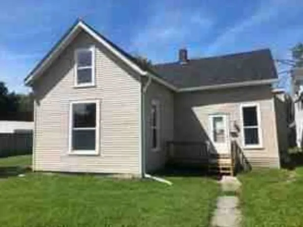 1329 S Harrison St, Shelbyville, IN 46176