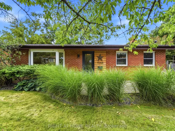 1244 De Quincy Cres, Burlington, ON L7P 1E1