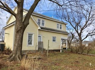 21526 E Jayhawker Rd, Walker, MO 64790