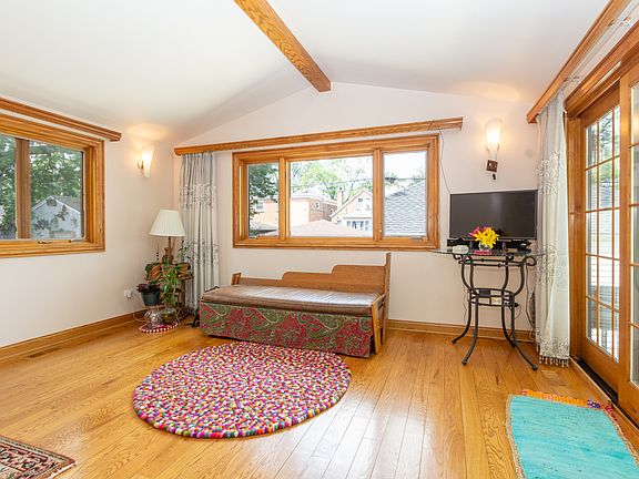 4th image of 3046 N 77th Ave