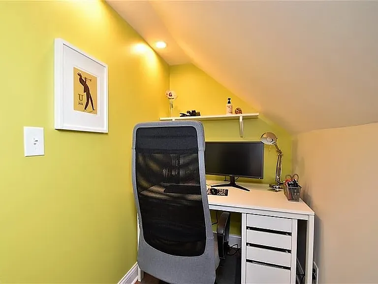 3rd floor office nook