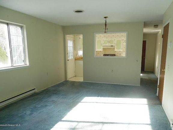 2nd image of 44A Milford Ave #53