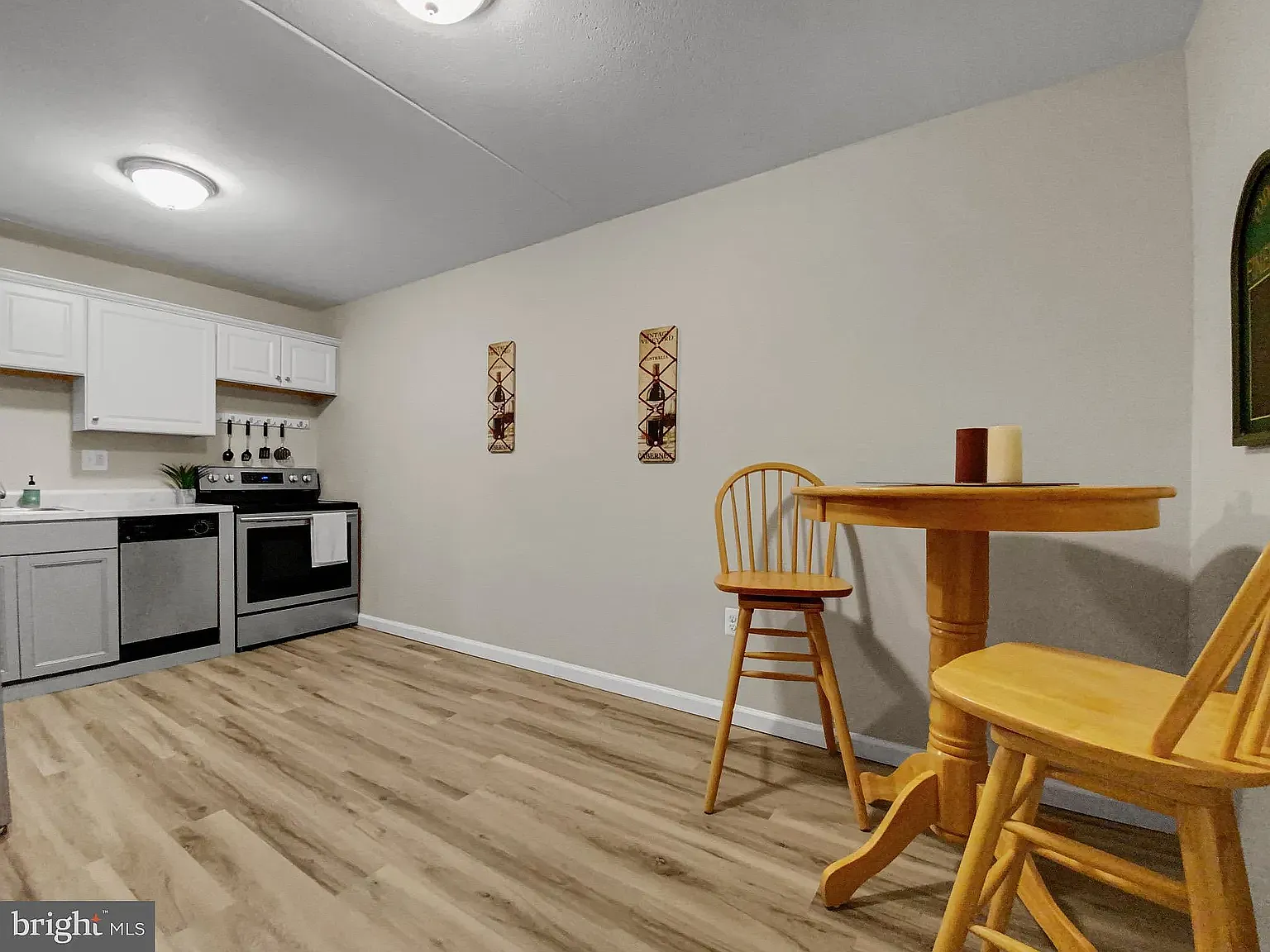 2 bed, 919 sqft, $1,850 — Photo 4
