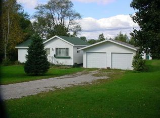 3526 Mechanic Rd, Hillsdale, MI 49242